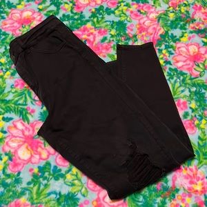 American eagle high-rise jegging distress at knees